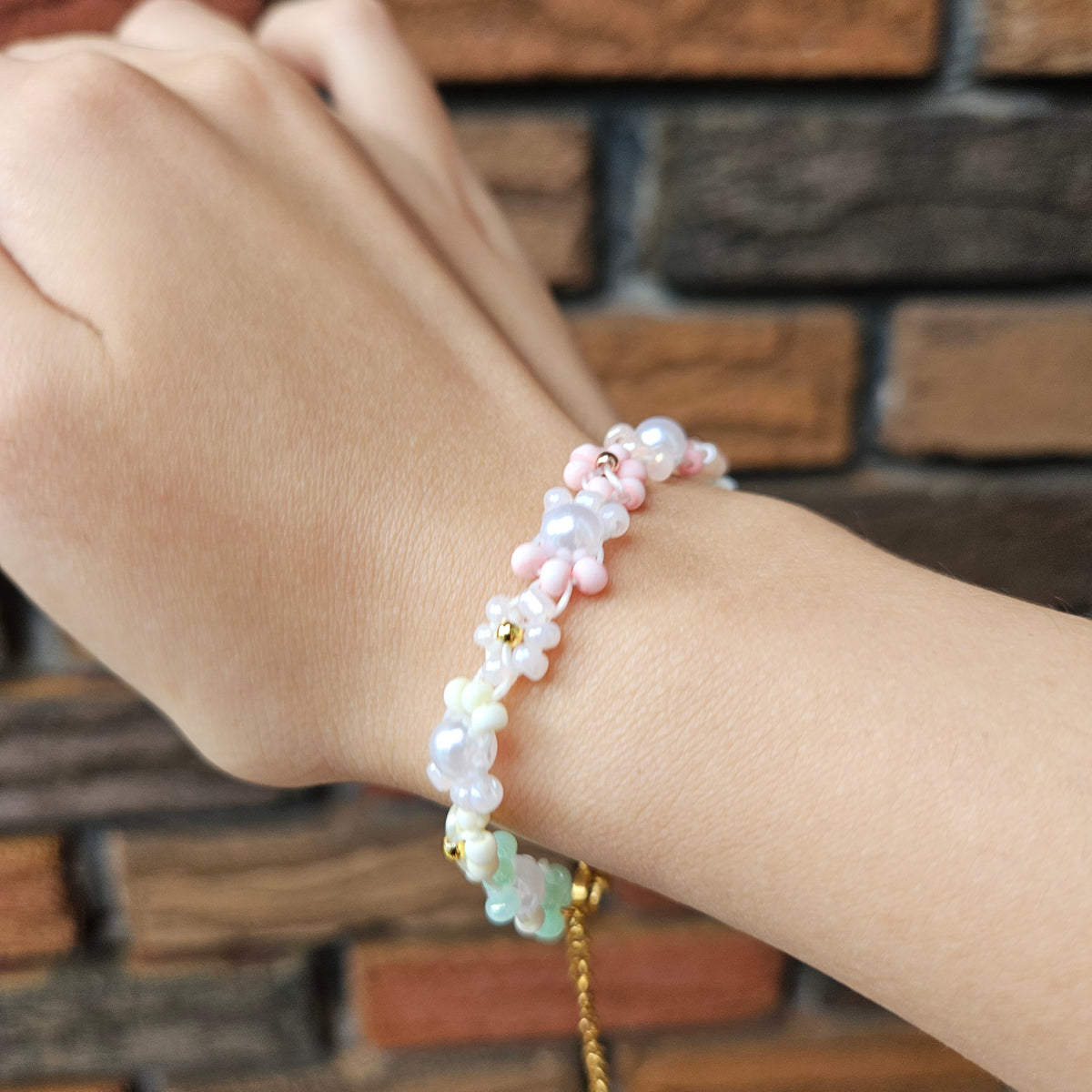 Flower Beaded Bracelet, 18K Gold Plated, Imitation Pearl, Dainty Floral Jewelry