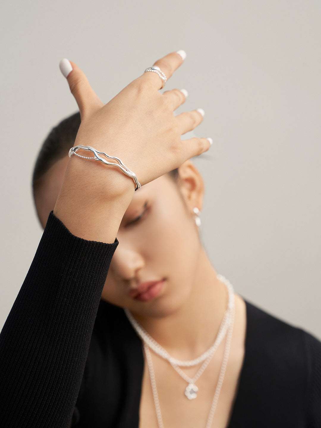 Minimalist Wave Bracelet