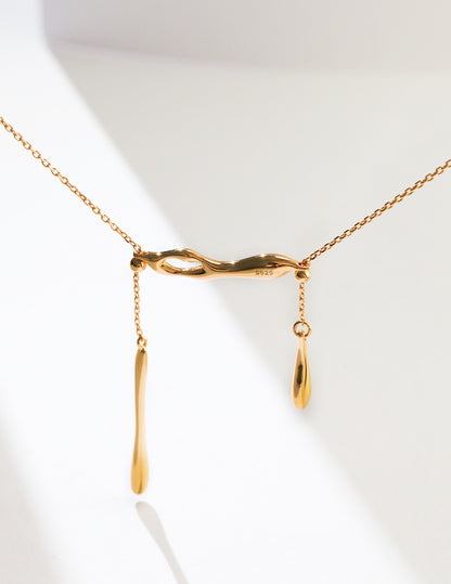 Collier minimaliste de gouttelettes de glace