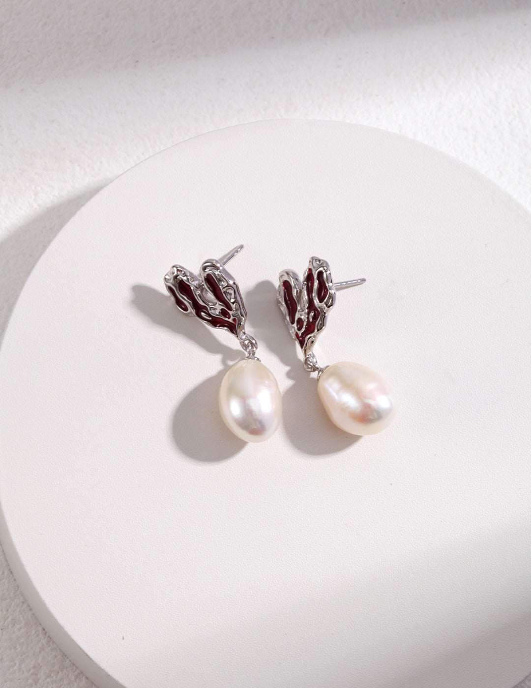 Red Irregular Heart Pearl Earrings