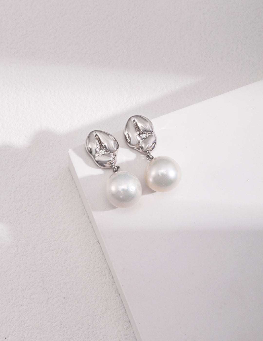 Coffee Beans Pearl Earrings