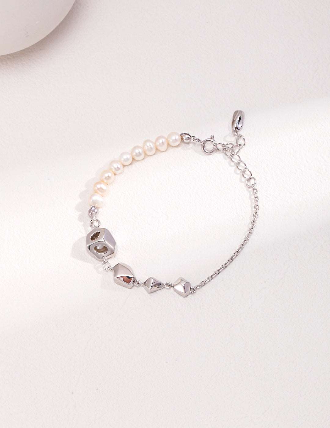 Geometry Pearl Bracelet