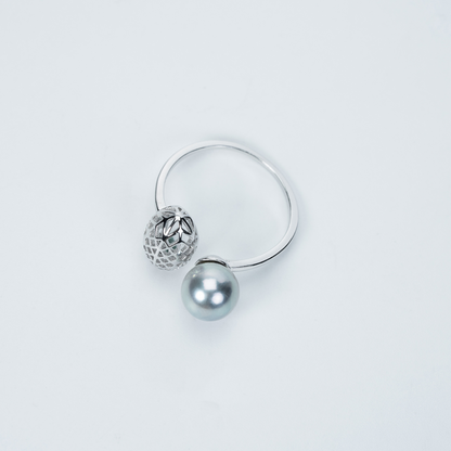 Sea Water Pearl Akoya Ring